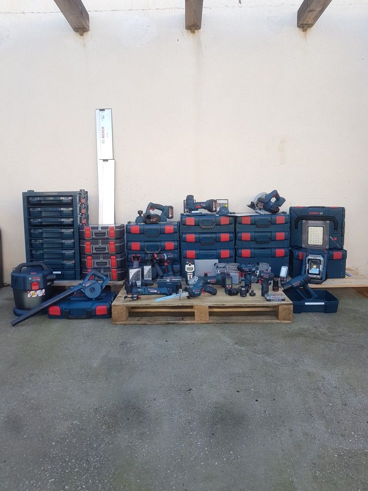 contractor tool & equipment cargo